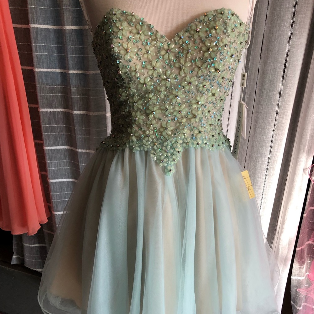 Homecoming dress by Elena Elias size 4